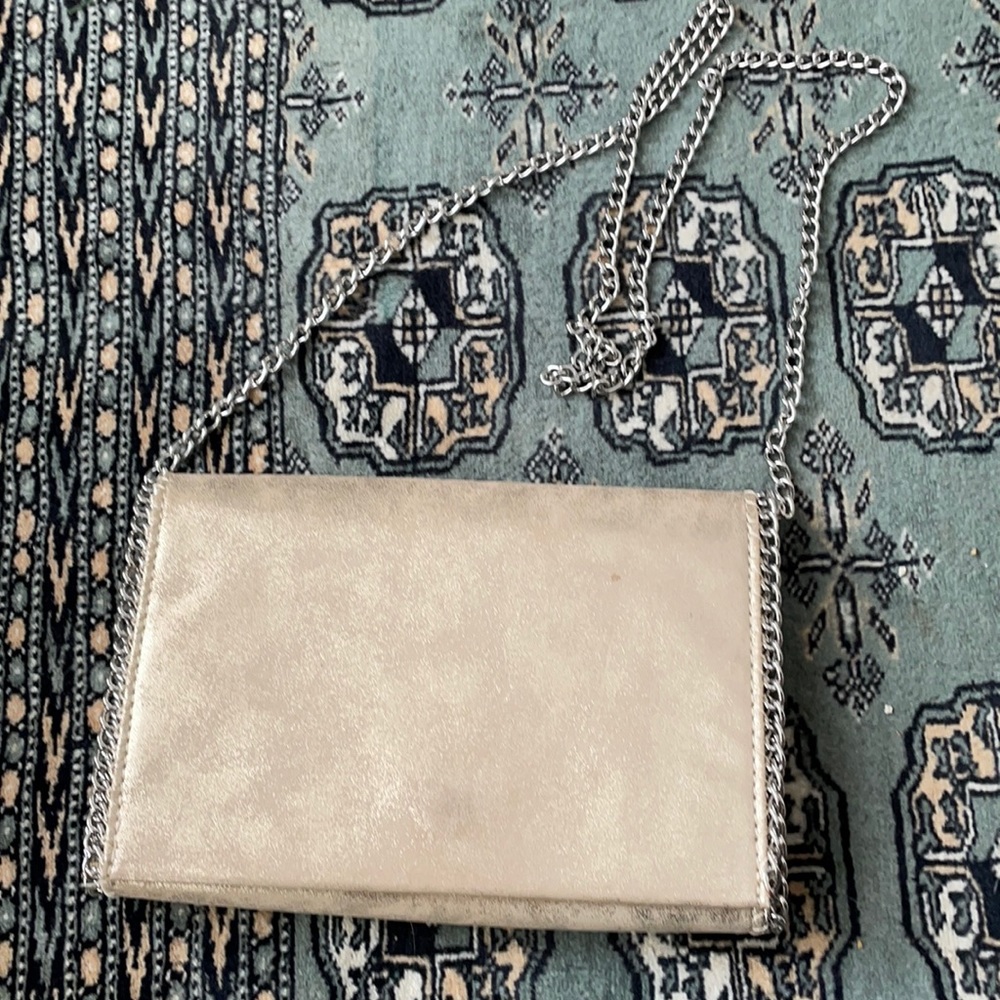 Chelsea 28 Crossbody purse